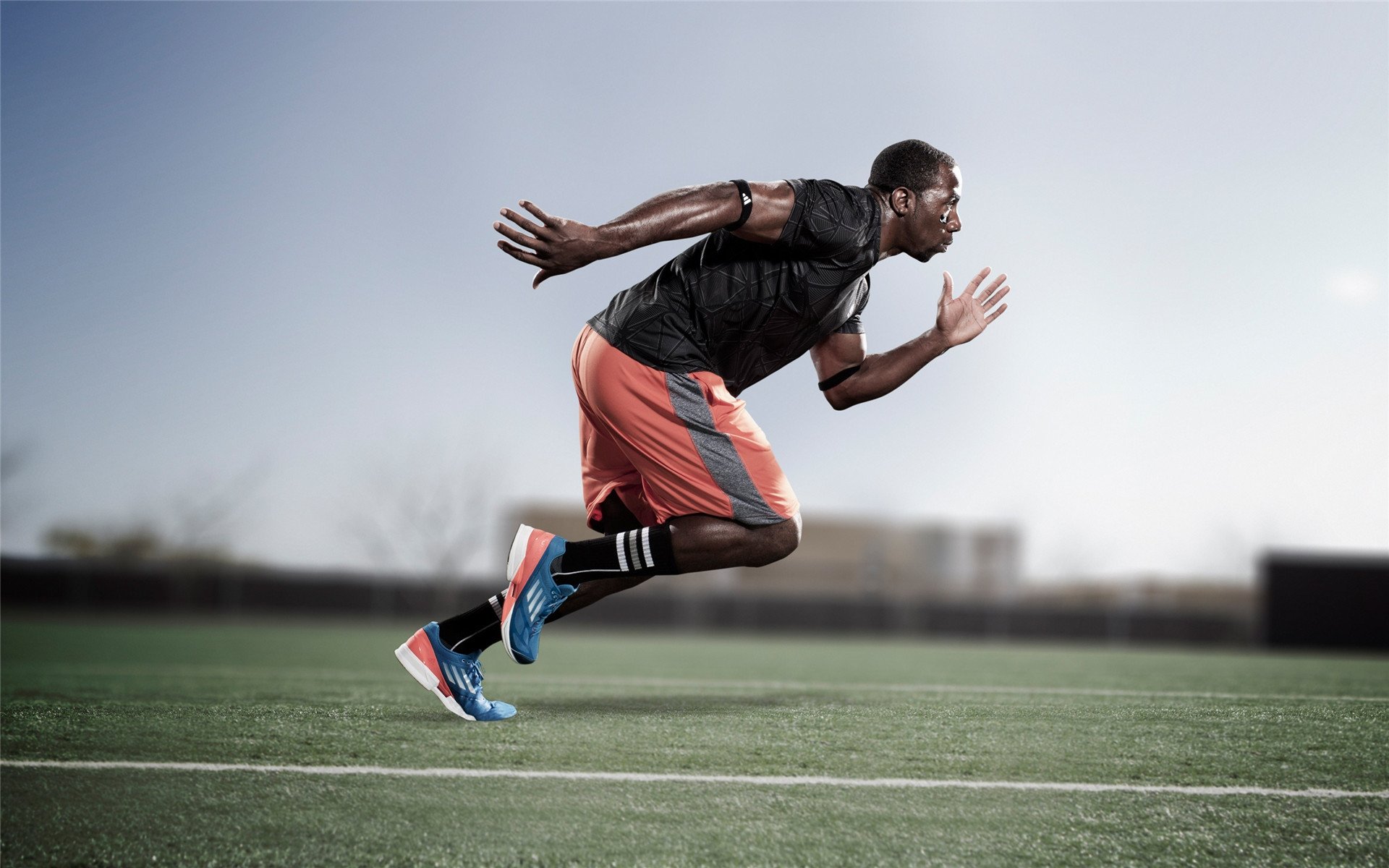 布莱克本高强度防守，蓝白军团冲击季后赛，布莱克本吧